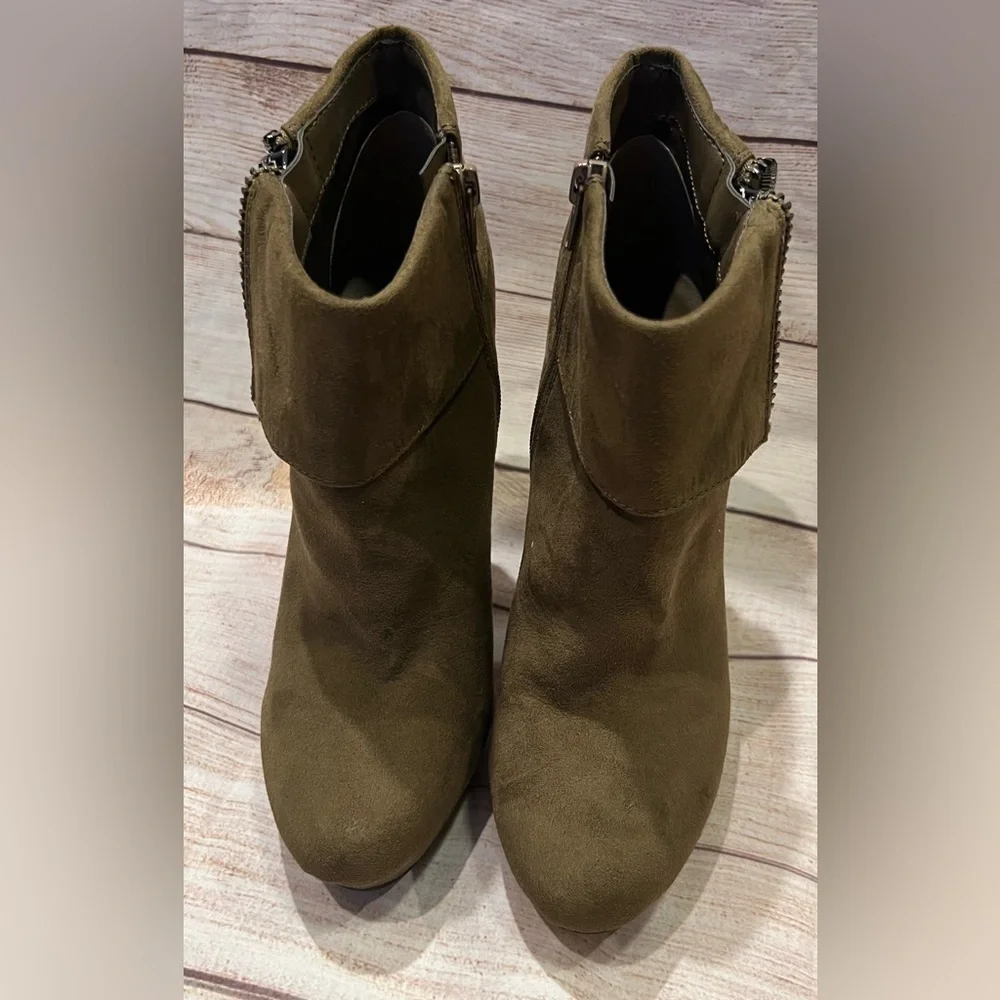 GBG Los Angeles Womens Docker Faux Suede Ankle Boots Green 8.5